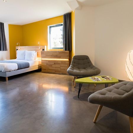 H85 Hotel Chatte Екстериор снимка